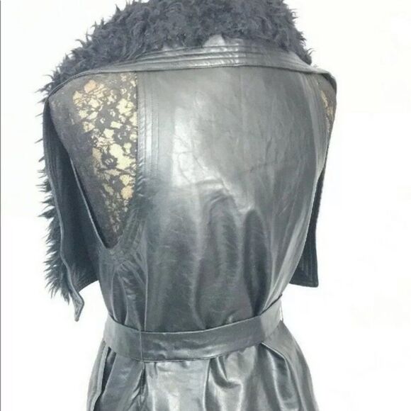 LOVE TREE Faux Leather Vest Draped Sherpa Collar Y - Picture 3 of 8